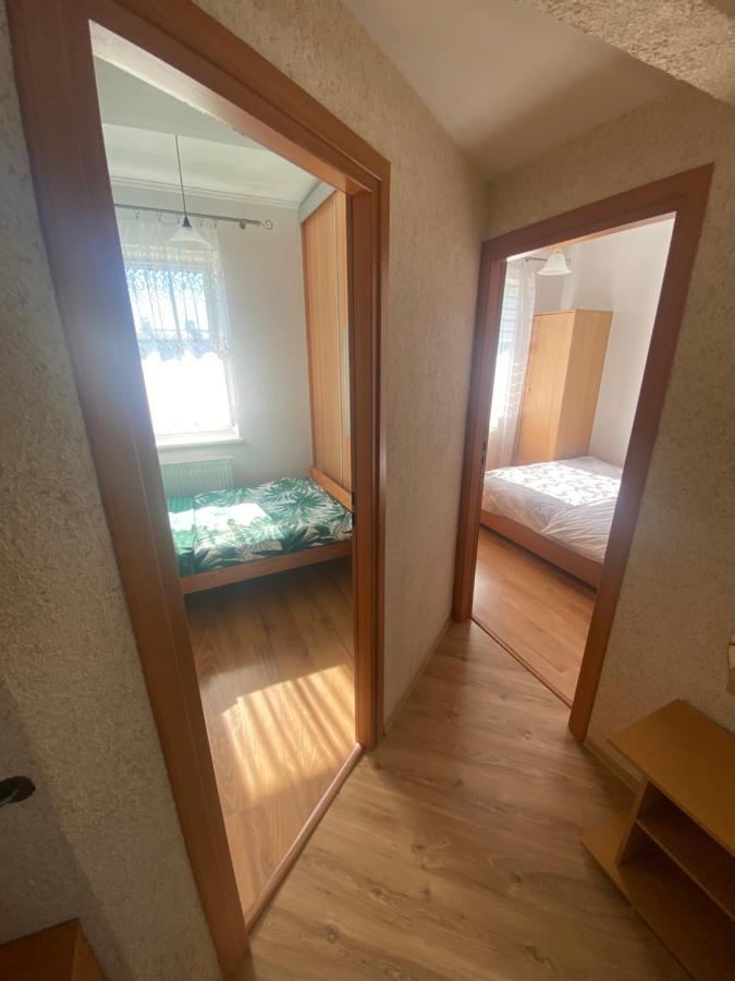 Apartament #Widokowa Apartment เชชูฟ ภายนอก รูปภาพ