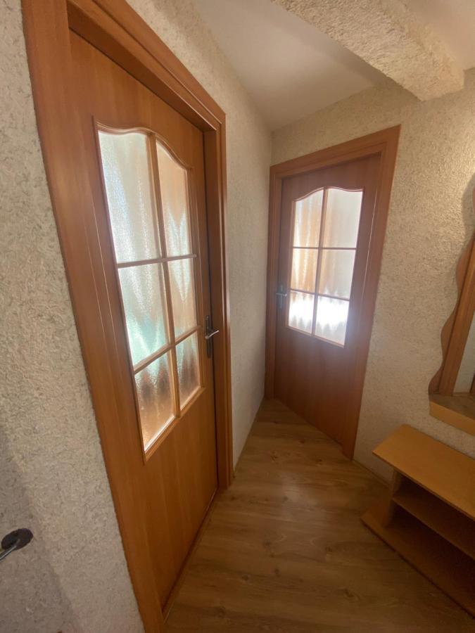 Apartament #Widokowa Apartment เชชูฟ ภายนอก รูปภาพ